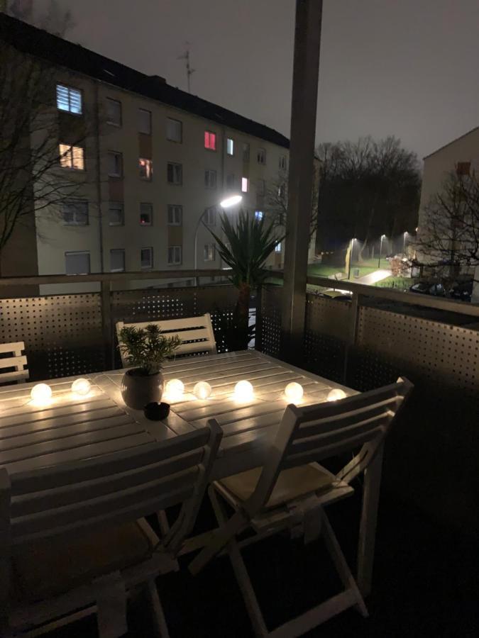 Holiday Home Cologne With Balkon - Near Cologne Fair - Temporary Living- Exterior photo